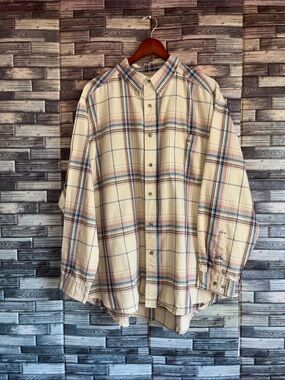 EUC Wrangler 2XL Classic Beige Plaid Button-Up Shirt